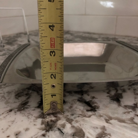 Vintage Stainless Steel Japan Bowls Set with Floral Details - Picture 10 of 12